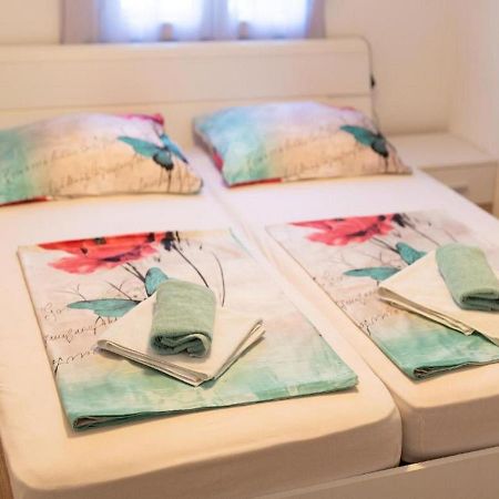 Apartment Ankica Polje エクステリア 写真