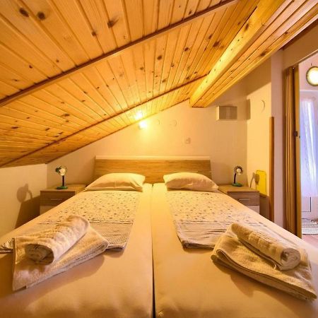 Apartment Ankica Polje エクステリア 写真